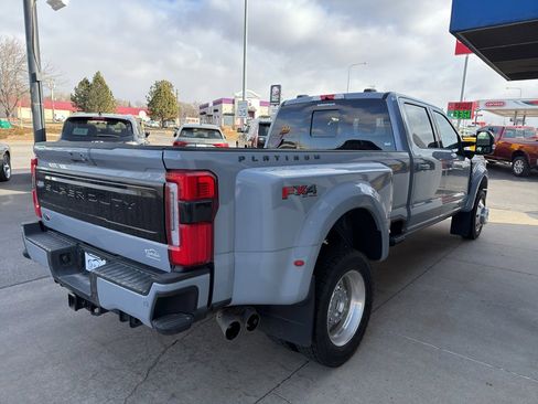 Used 2025 Ford F450 Platinum w/ FX4 Off-Road Package AWD/4WD image 5