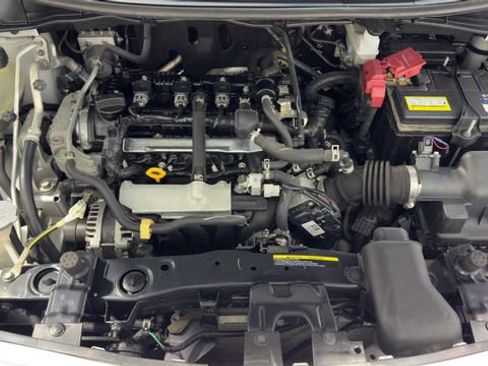 Used 2022 Nissan Versa SV FWD image 33