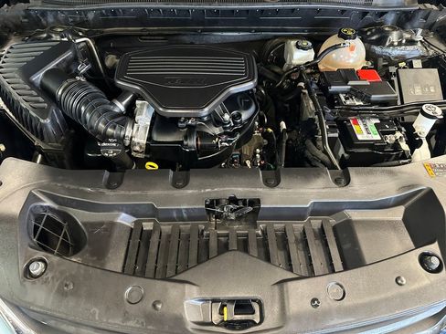 Used 2020 Chevrolet Blazer LT FWD image 23