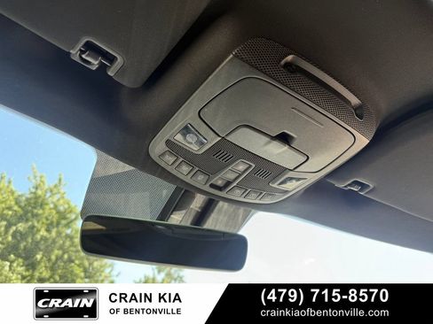 Used 2018 Lincoln Navigator L Reserve AWD/4WD image 19