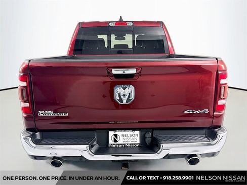 Used 2019 RAM 1500 Laramie AWD/4WD image 6