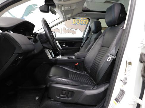 Used 2020 Land Rover Discovery Sport SE AWD/4WD image 25