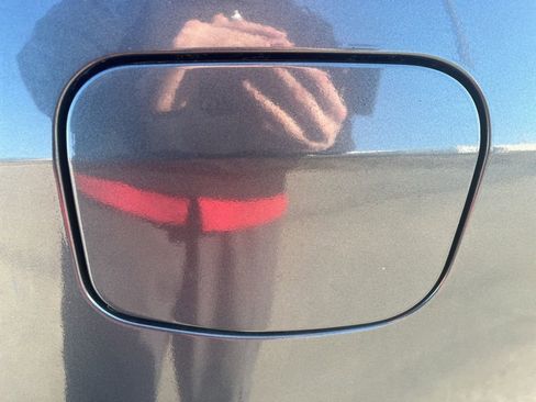 Used 2015 Toyota Corolla S image 41