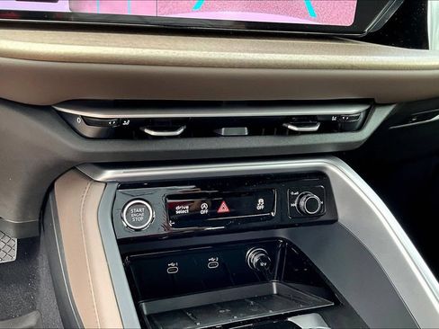 New 2026 Audi Q5 Premium Plus AWD/4WD image 16