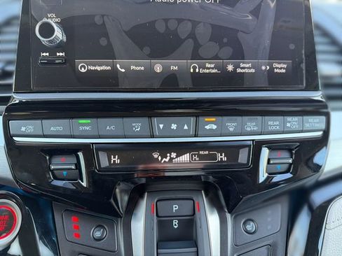New 2026 Honda Odyssey Touring image 18