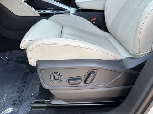 Certified 2025 Audi Q5 Premium Plus w/ Premium Plus AWD/4WD image 22