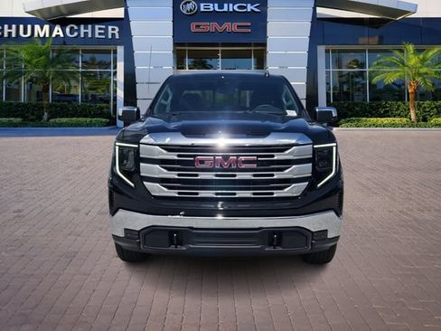 New 2026 GMC Sierra 1500 SLE w/ Preferred Package AWD/4WD image 2