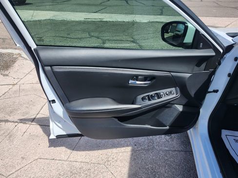 Used 2020 Nissan Sentra SV image 14