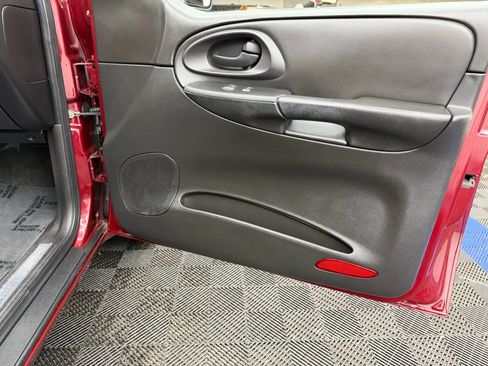 Used 2008 Chevrolet TrailBlazer SS image 7