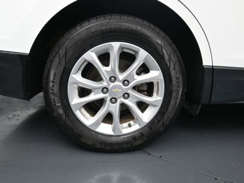 Used 2019 Chevrolet Equinox LT FWD image 9