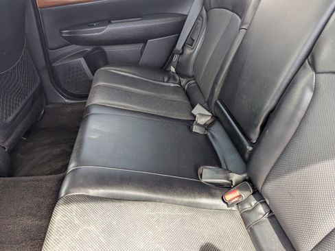 Used 2014 Subaru Outback 2.5i Limited AWD/4WD image 16