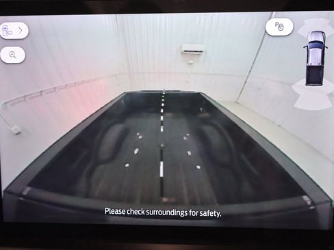 Certified 2024 Ford F250 Platinum image 32