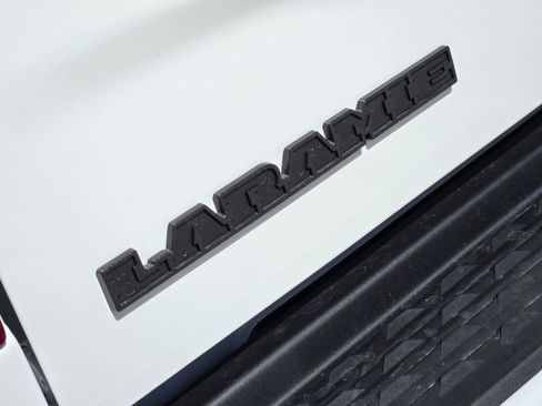 New 2026 RAM 2500 Laramie w/ Night Edition AWD/4WD image 10