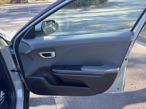 Certified 2025 Kia K4 LXS image 19