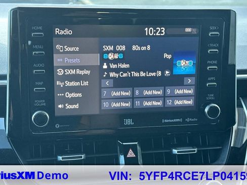 Used 2020 Toyota Corolla SE image 29