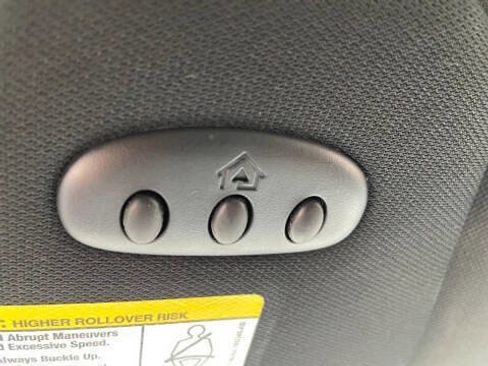 Used 2019 Ford Explorer XLT w/ Equipment Group 202A image 17