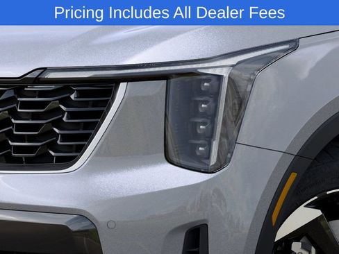 New 2025 Kia Sorento EX AWD/4WD image 30