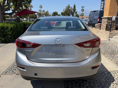Used 2016 MAZDA MAZDA3 i Sport w/ Preferred Equipment Package FWD image 6