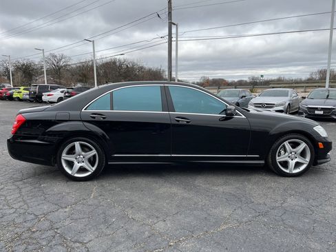 Used 2011 Mercedes-Benz S 550 4MATIC image 7