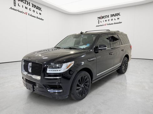 Used 2020 Lincoln Navigator Reserve w/ Equipment Group 208A Reserve AWD/4WD image 1