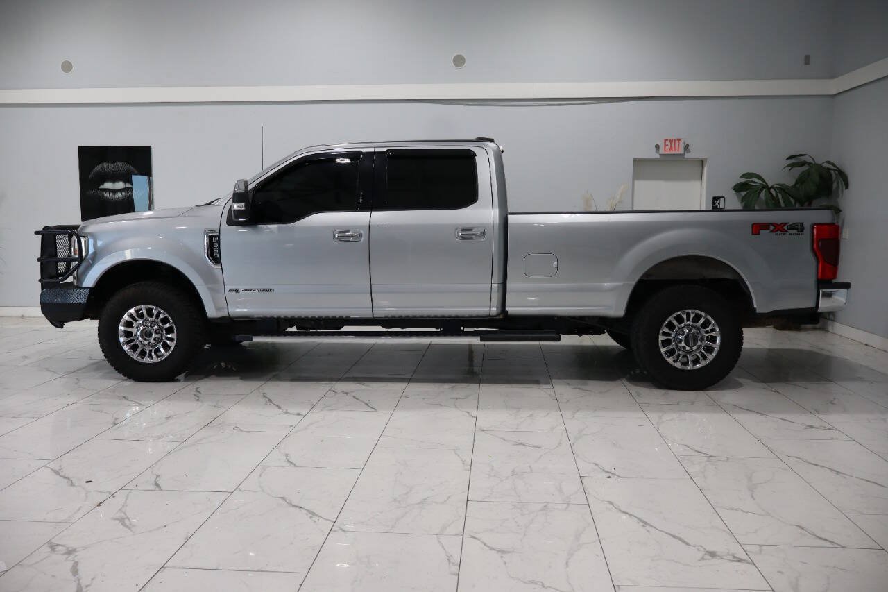 Used 2021 Ford F350 XLT w/ XLT Premium Package AWD/4WD image 8