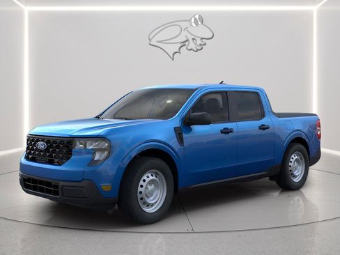 New 2026 Ford Maverick XL w/ Equipment Group 101A AWD/4WD image 2