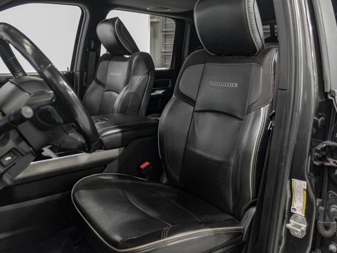 Used 2020 RAM 3500 Laramie w/ Night Edition image 31