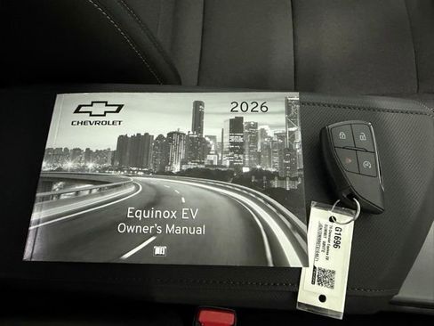 New 2026 Chevrolet Equinox EV LT FWD image 27