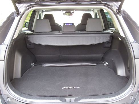 Used 2024 Toyota RAV4 XLE w/ Convenience Package image 20