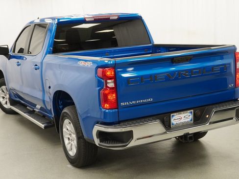 Certified 2022 Chevrolet Silverado 1500 LT AWD/4WD image 37