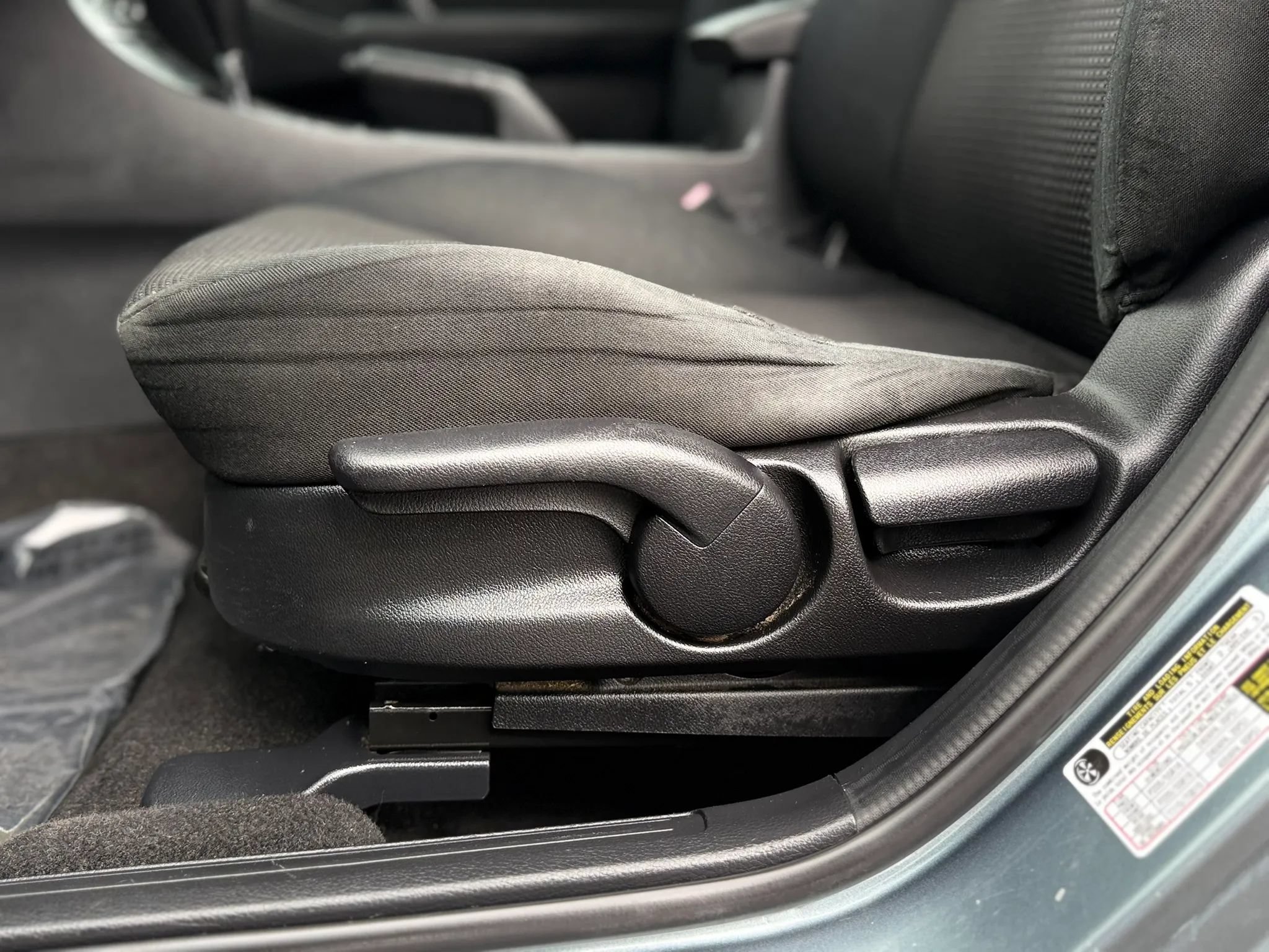 Used 2012 MAZDA MAZDA3 i Touring FWD image 25
