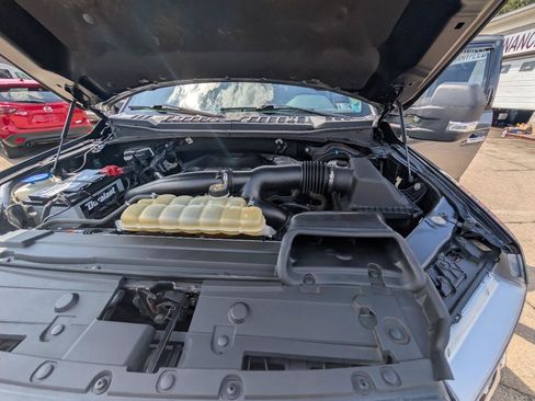 Used 2019 Ford F150 XLT w/ Equipment Group 302A Luxury AWD/4WD image 54