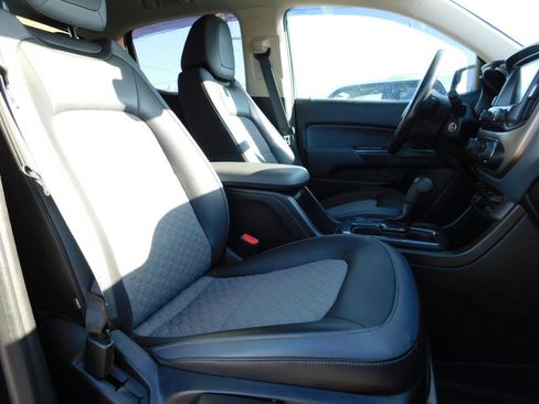 Used 2016 Chevrolet Colorado Z71 image 4