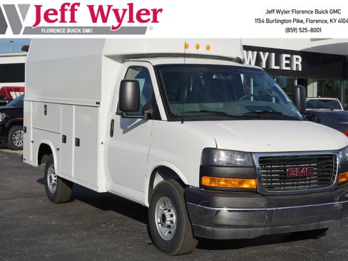 New 2025 GMC Savana 3500 w/ Power Convenience Package RWD image 1