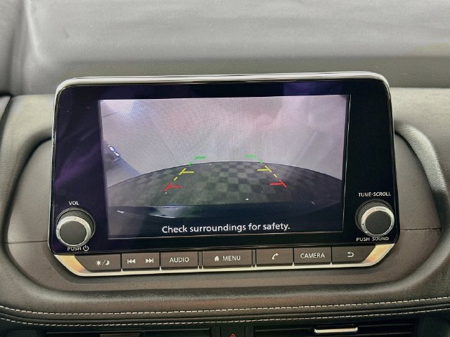 Used 2025 Nissan Rogue SV AWD/4WD image 12