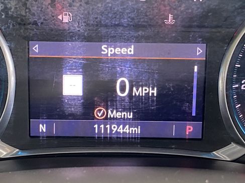 Used 2020 Chevrolet Traverse LT w/ LT Premium Package FWD image 22