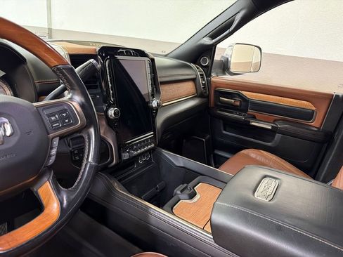 Used 2022 RAM 3500 Limited AWD/4WD image 14