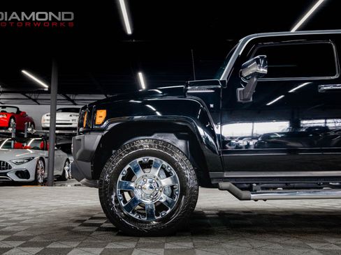 Used 2009 HUMMER H3T Alpha image 9