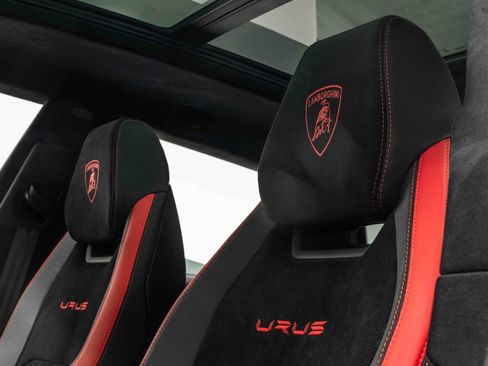 Used 2024 Lamborghini Urus Performante image 29