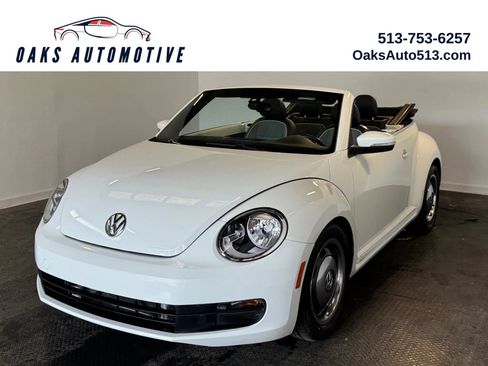 Used 2016 Volkswagen Beetle 1.8T SE FWD image 1