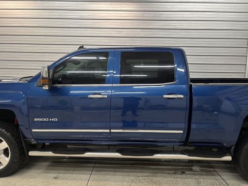 Used 2016 Chevrolet Silverado 2500 LTZ w/ Duramax Plus Package image 9