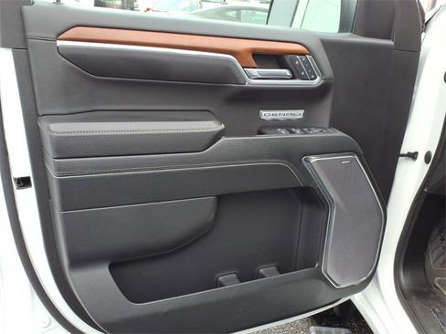 Certified 2023 GMC Sierra 1500 Denali w/ Denali Reserve Package image 10