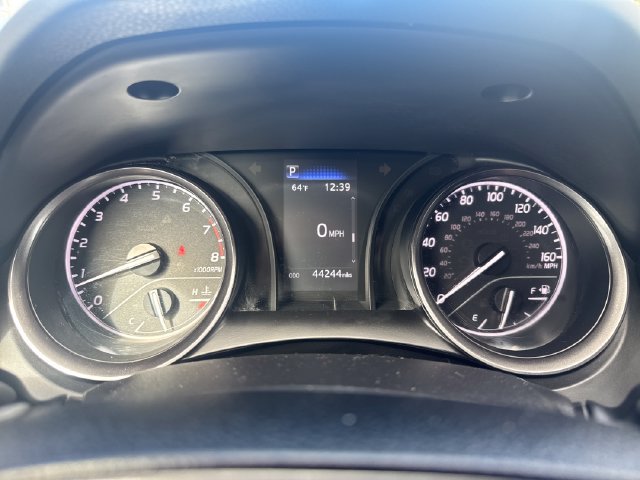 Used 2021 Toyota Camry SE FWD image 19