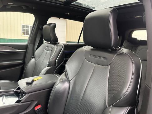 Used 2021 Jeep Grand Cherokee L Overland w/ Advanced Protech Group III image 13