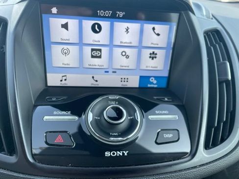 Used 2017 Ford Escape Titanium FWD image 40