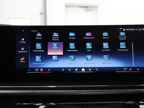 Used 2025 BMW X5 xDrive50e w/ Executive Package AWD/4WD image 59