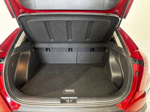 Used 2025 Hyundai Kona SEL FWD image 27