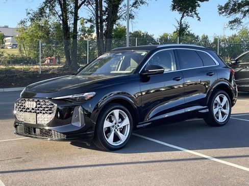 Used 2025 Audi Q5 Prestige AWD/4WD image 3
