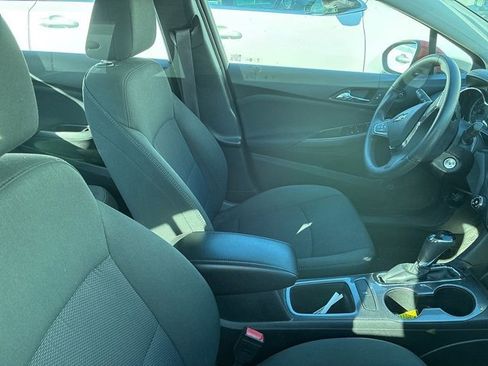 Used 2016 Chevrolet Cruze LT image 9