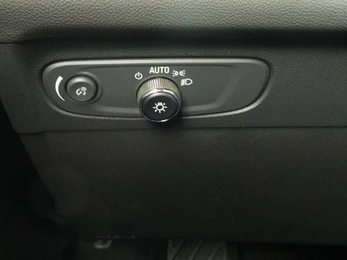 Used 2023 Buick Envision Preferred FWD image 20